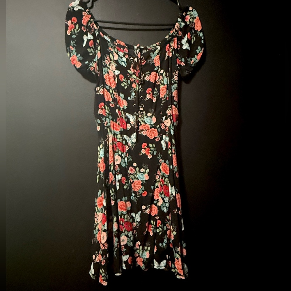 Beautiful Floral Sundress- On/Off Shoulder